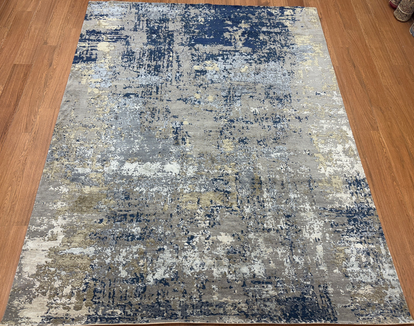 Wool silk carpet (me 857)