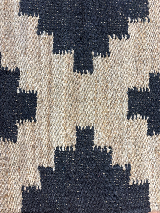 Hand woven Jute Rug- Mangal jute rug 04