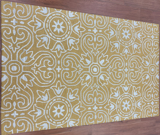 Tufted Woollen Carpet (Mangal tufted 101)