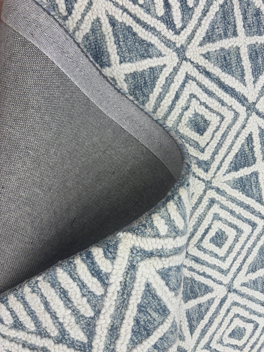Tufted Woollen Carpet ( Mangal tufted 110 )