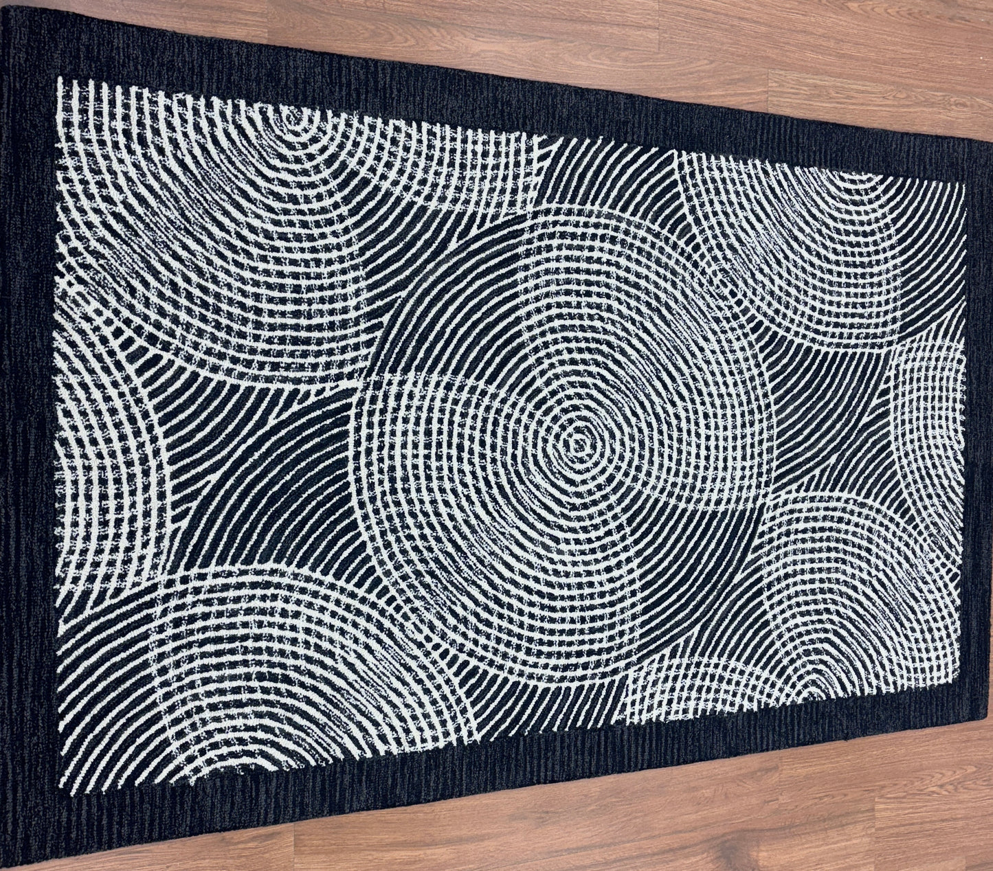 Tufted Woollen Carpet (Mangal tufted 116)