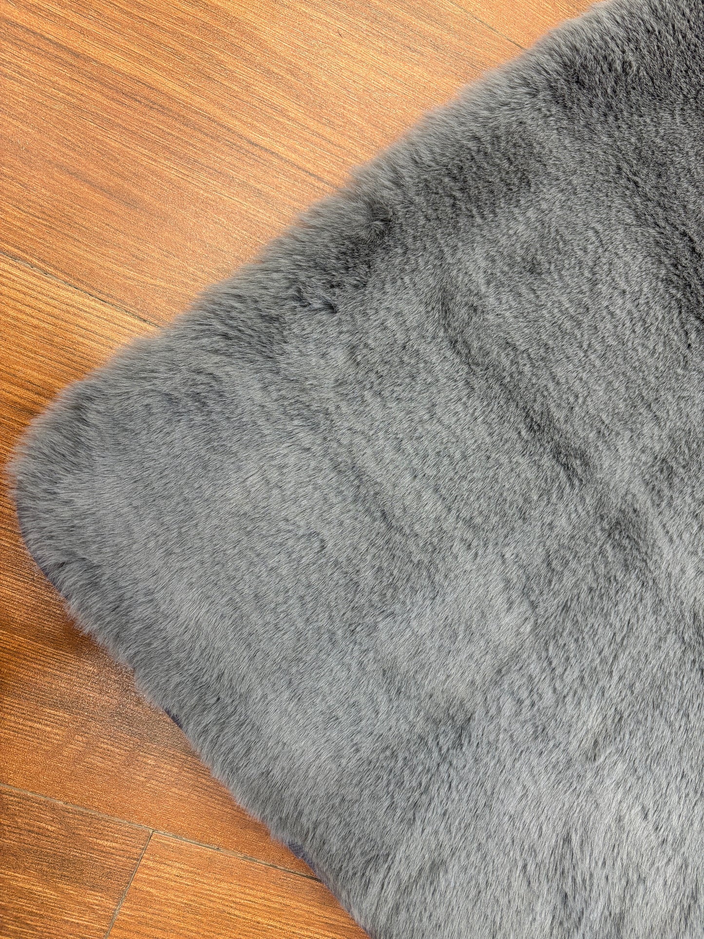 Faux Rabbit fur carpet- MFRF 01