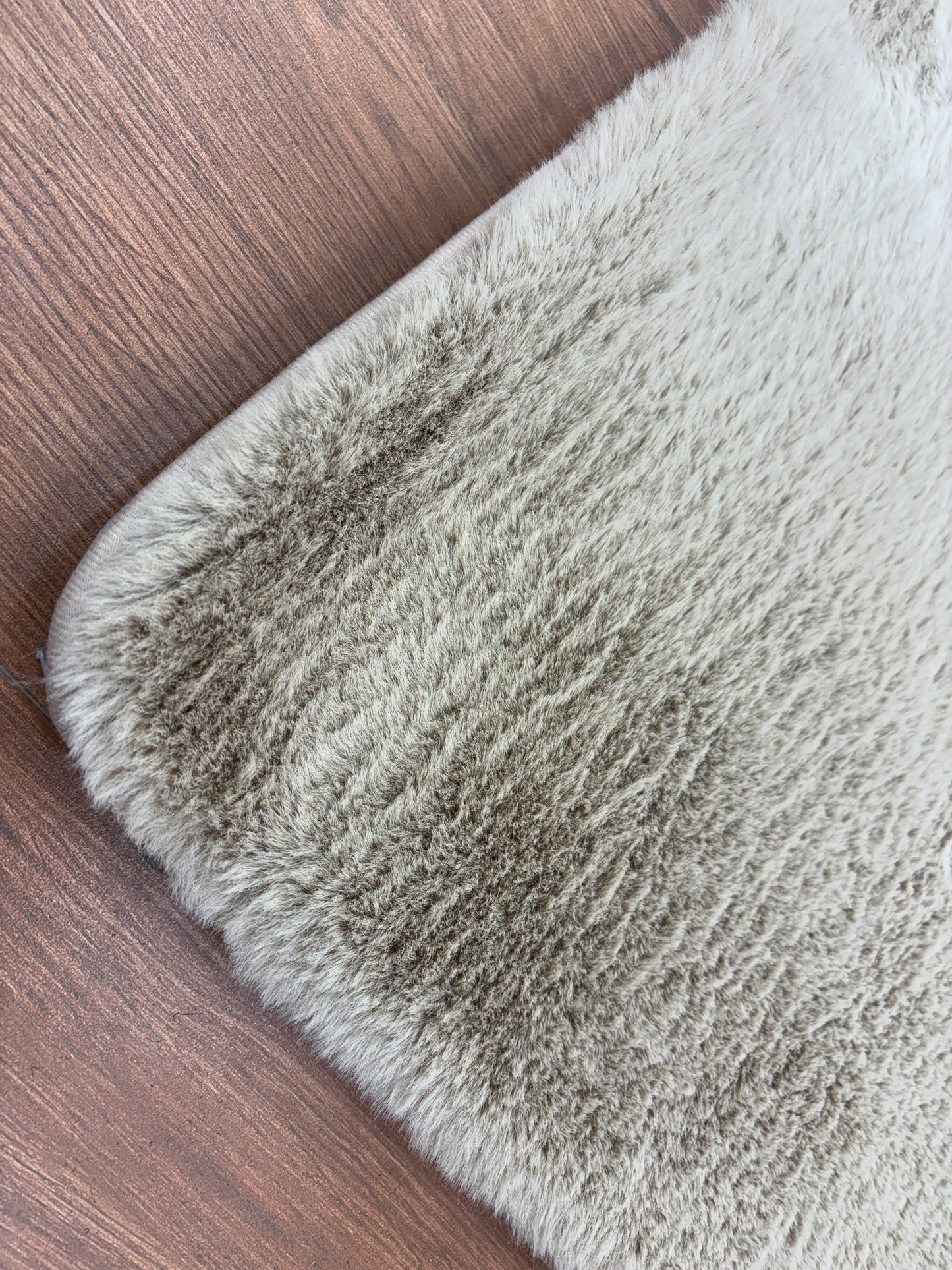 Faux Rabbit fur carpet- MFRF 01