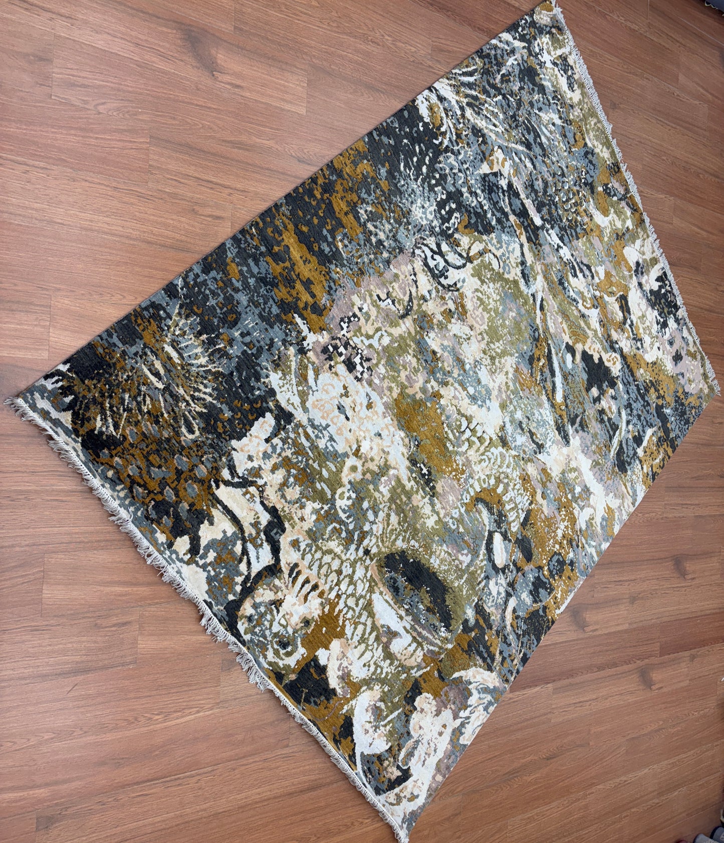 Wool Viscose carpet (HC 558)