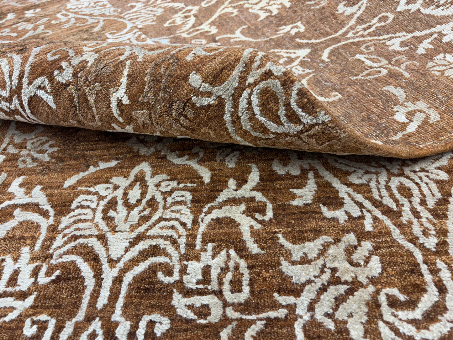 Wool viscose carpet (HC 953)