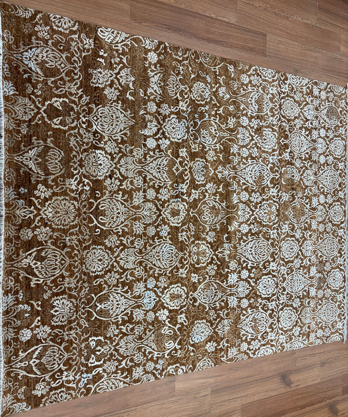 Wool viscose carpet (HC 953)