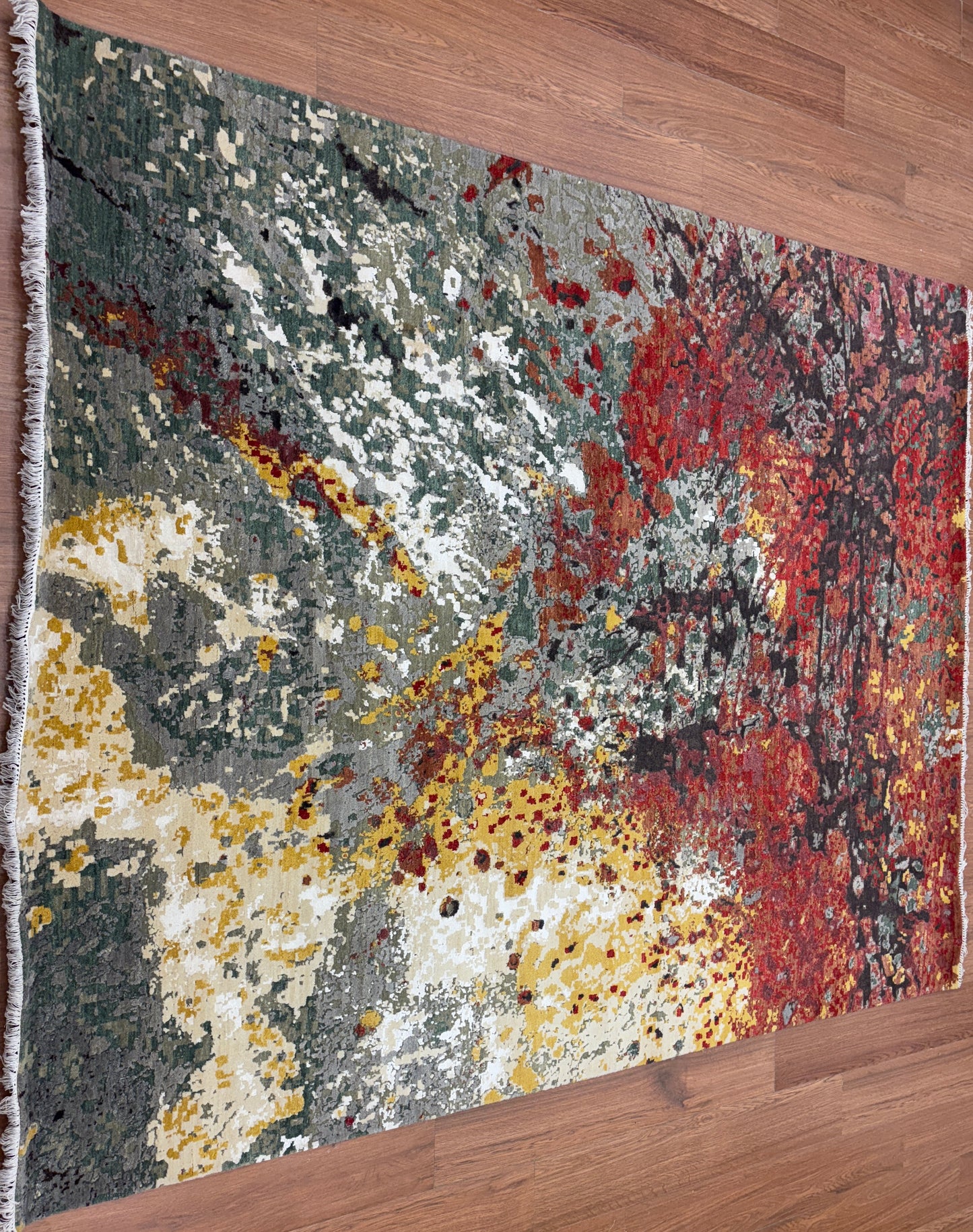 Wool viscose carpet (HC 559)