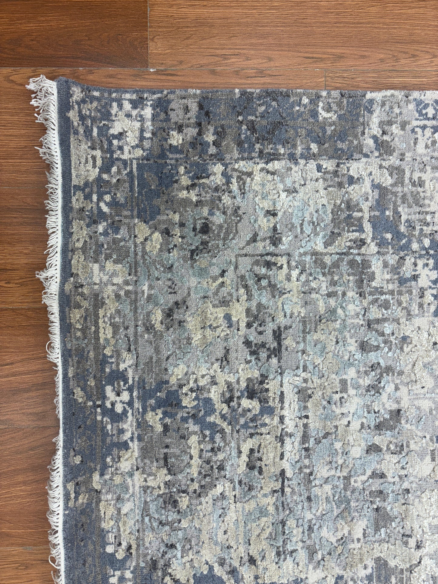 Wool Silk Carpet (ME 801)