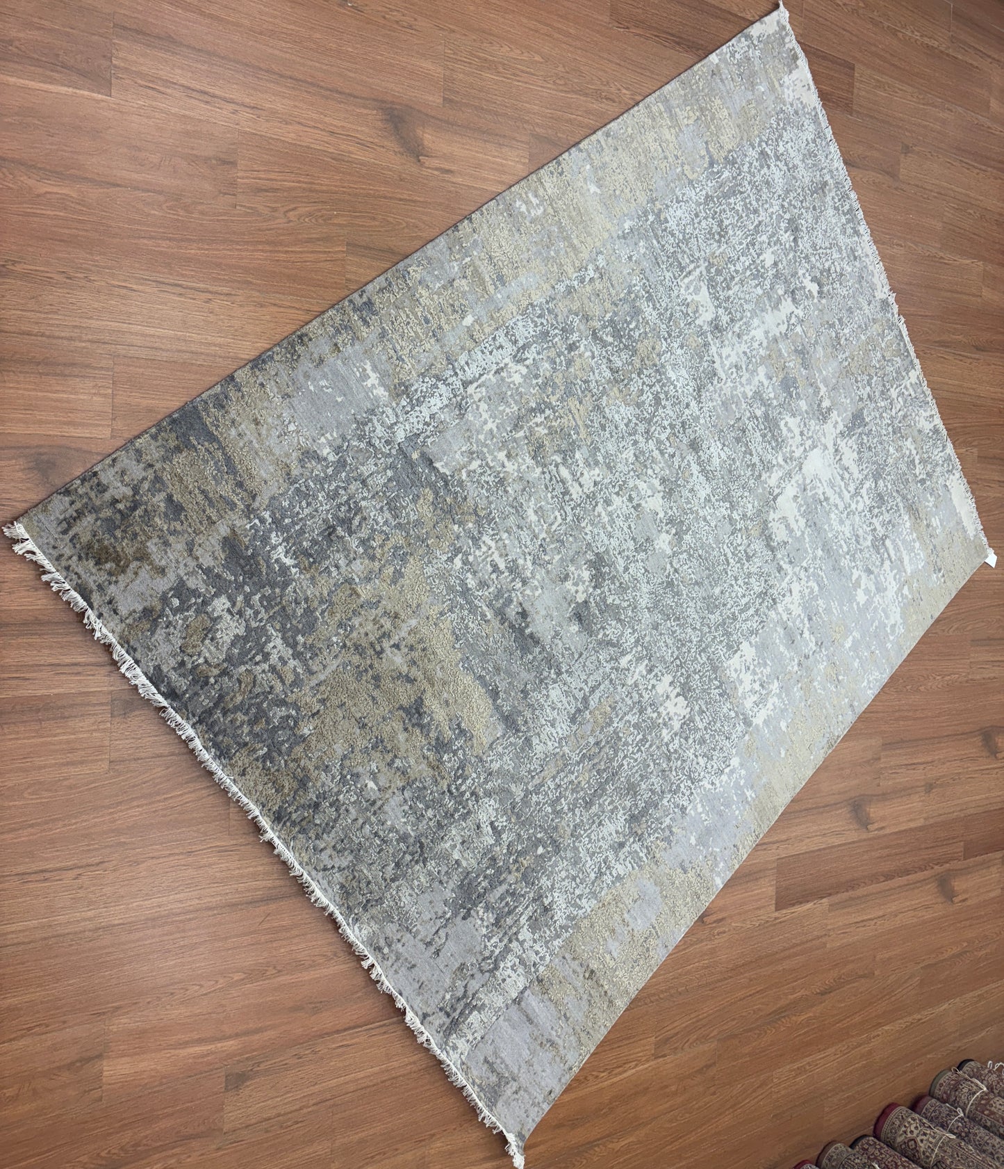 Wool silk carpet (Me 802)
