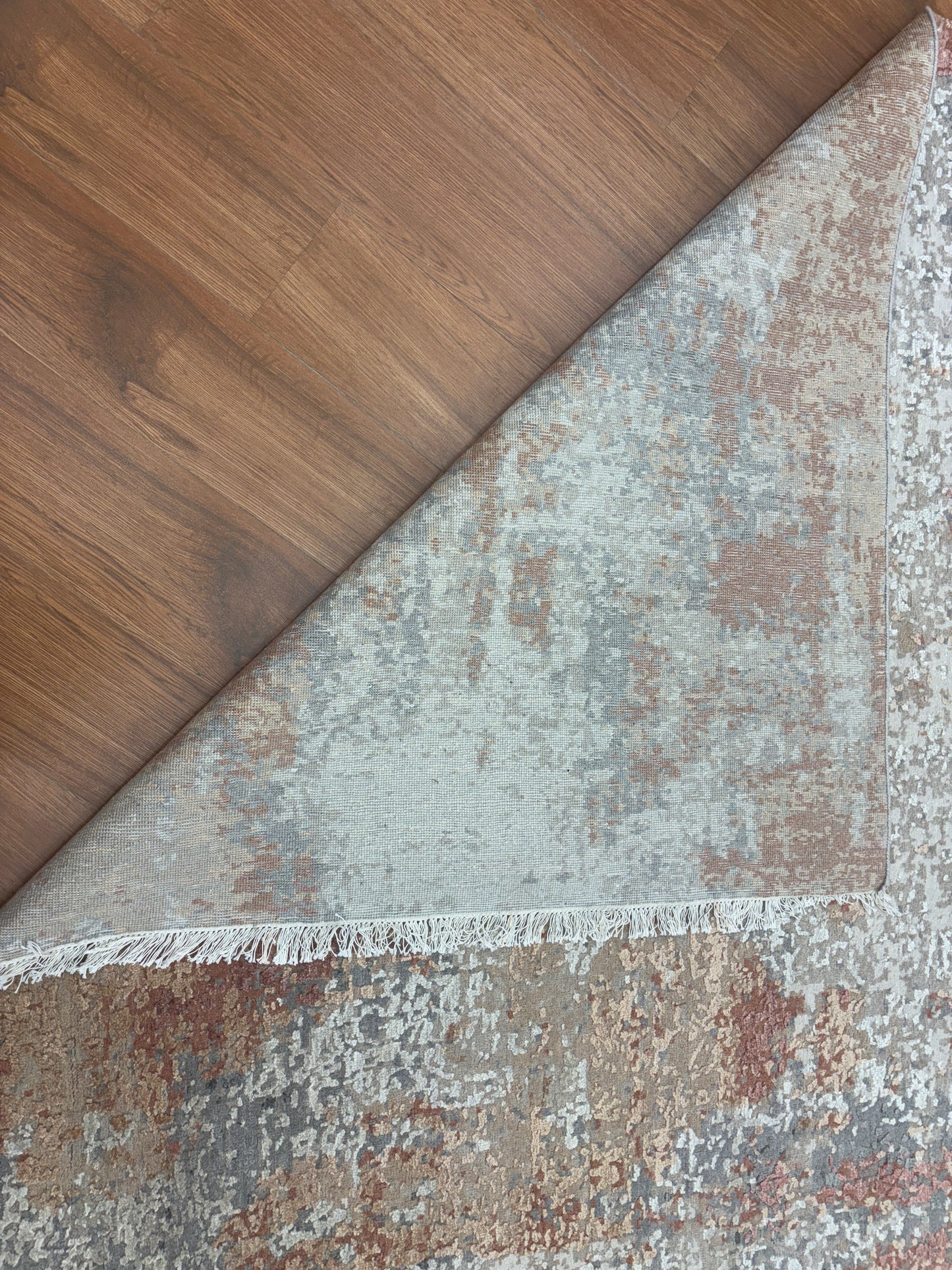 Wool silk carpet (Me 851)