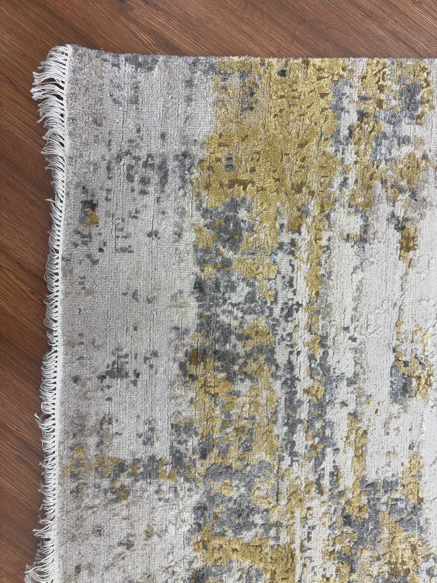 Wool silk carpet (Me 853)