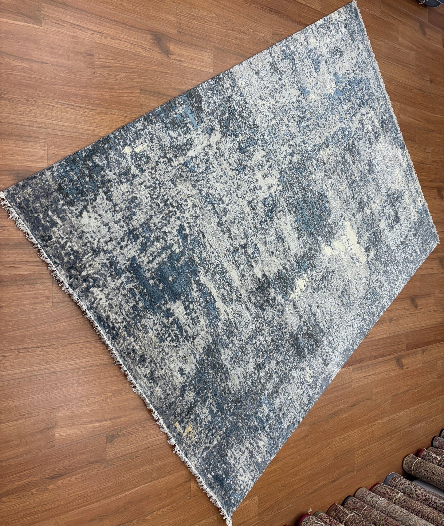 Wool silk carpet (Me 856)