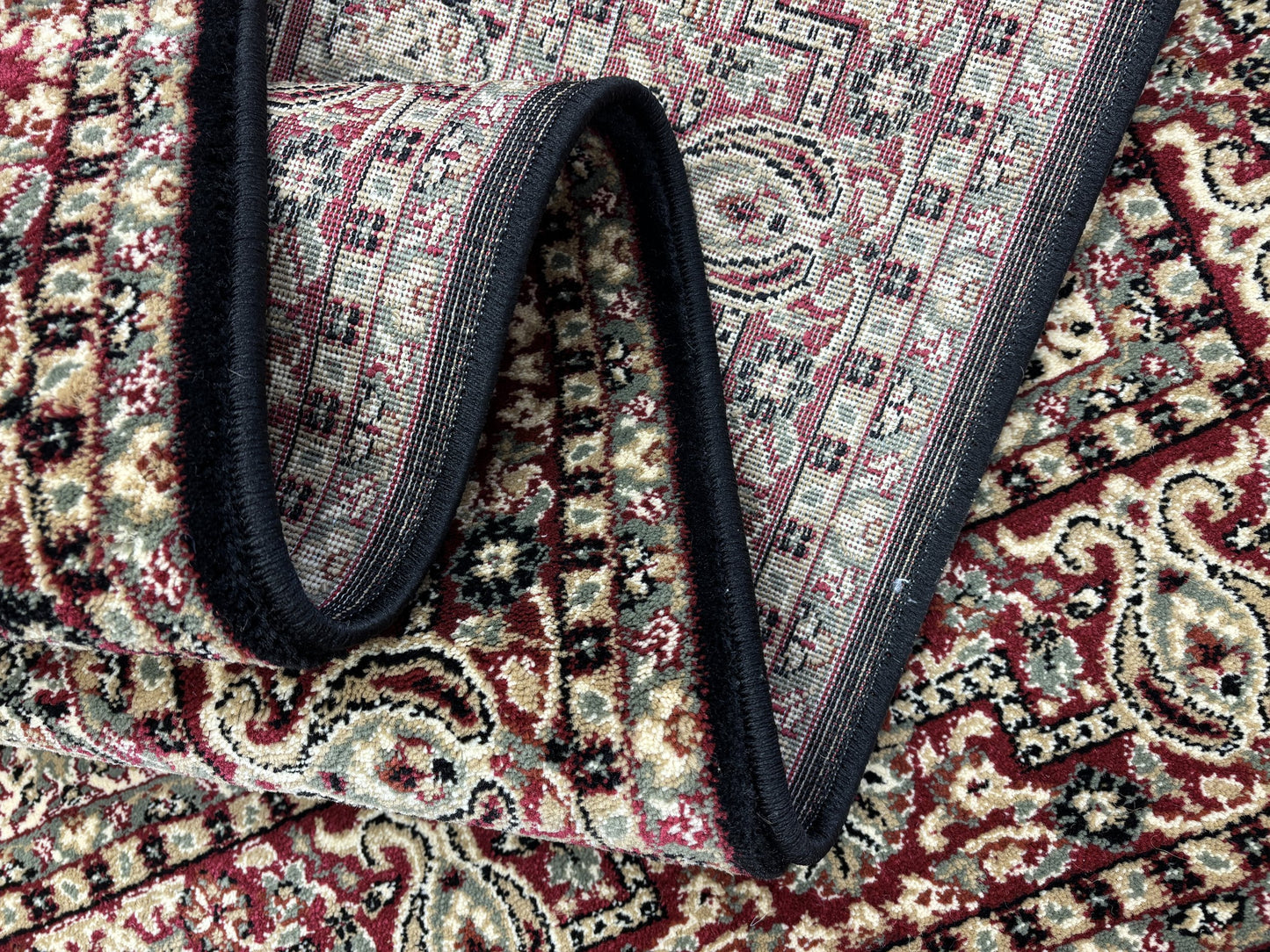 Traditional Woolen carpet MHS - 1