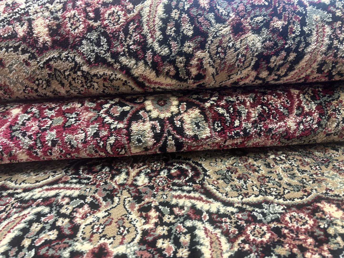 Traditional Woolen carpet MHS - 5