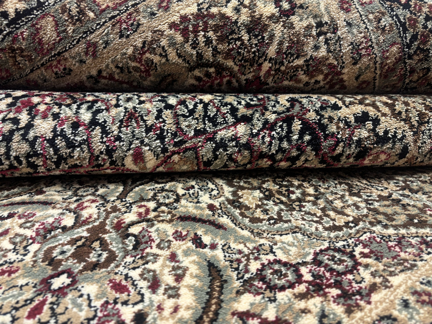 Traditional Woolen carpet MHS - 5