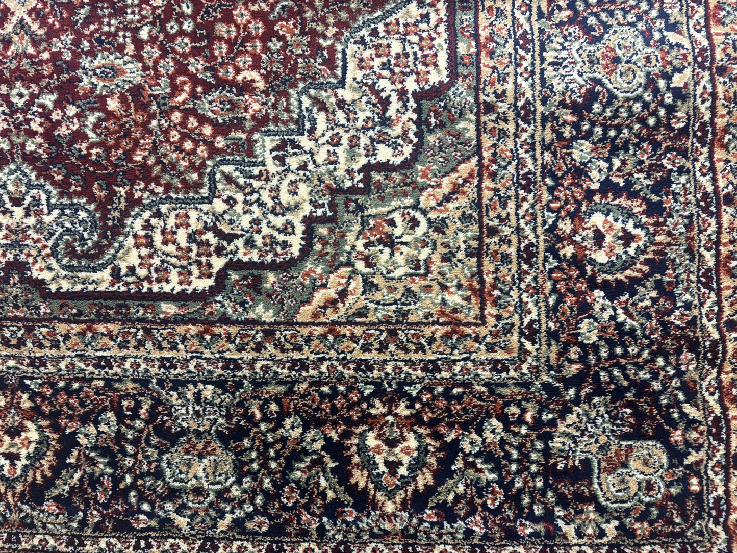 Traditional Woolen carpet MHS - 6