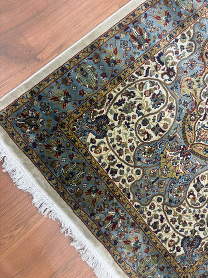 Persian Silk carpet- MMU 04