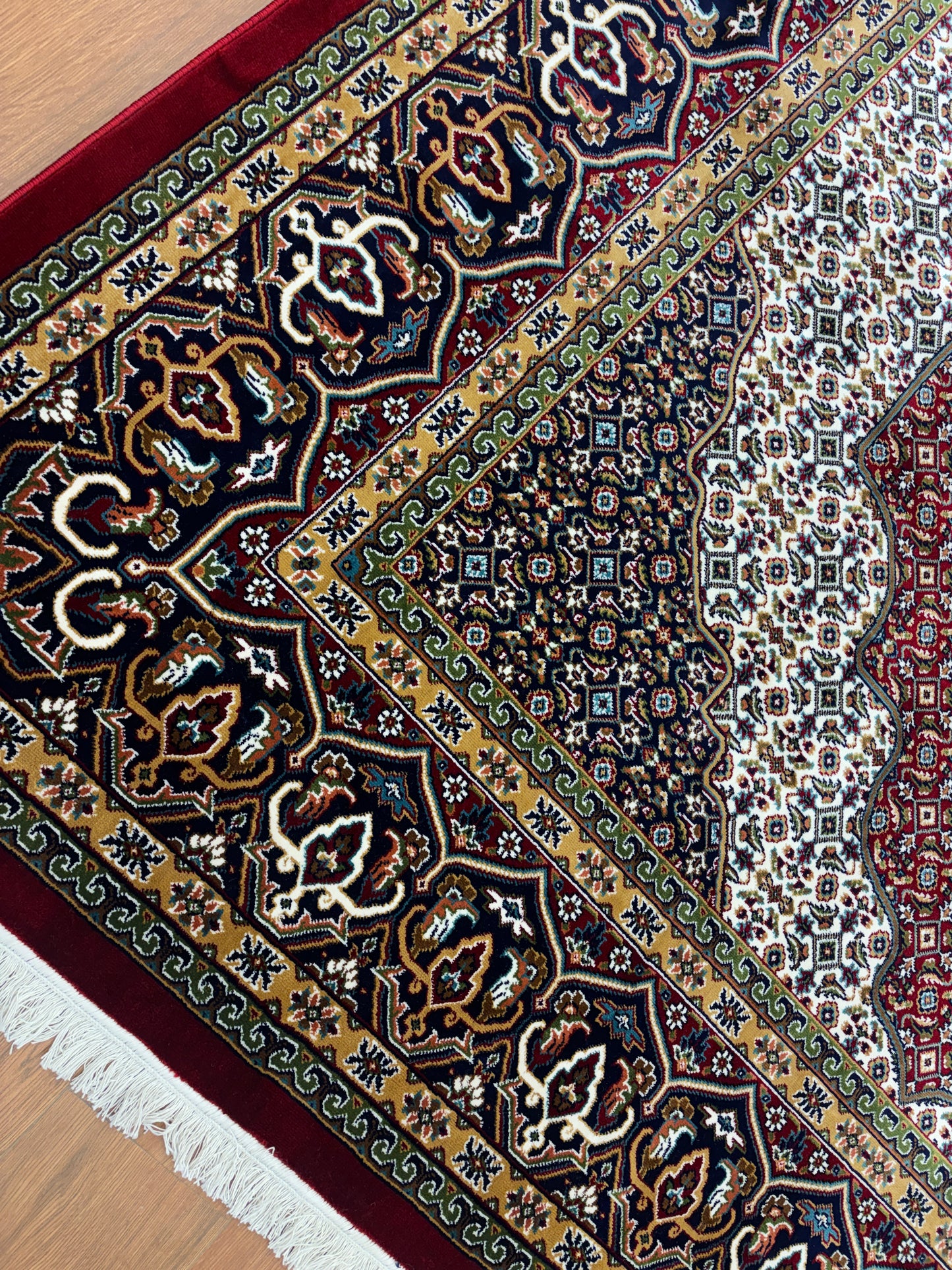 Persian Silk carpet- MMU 16