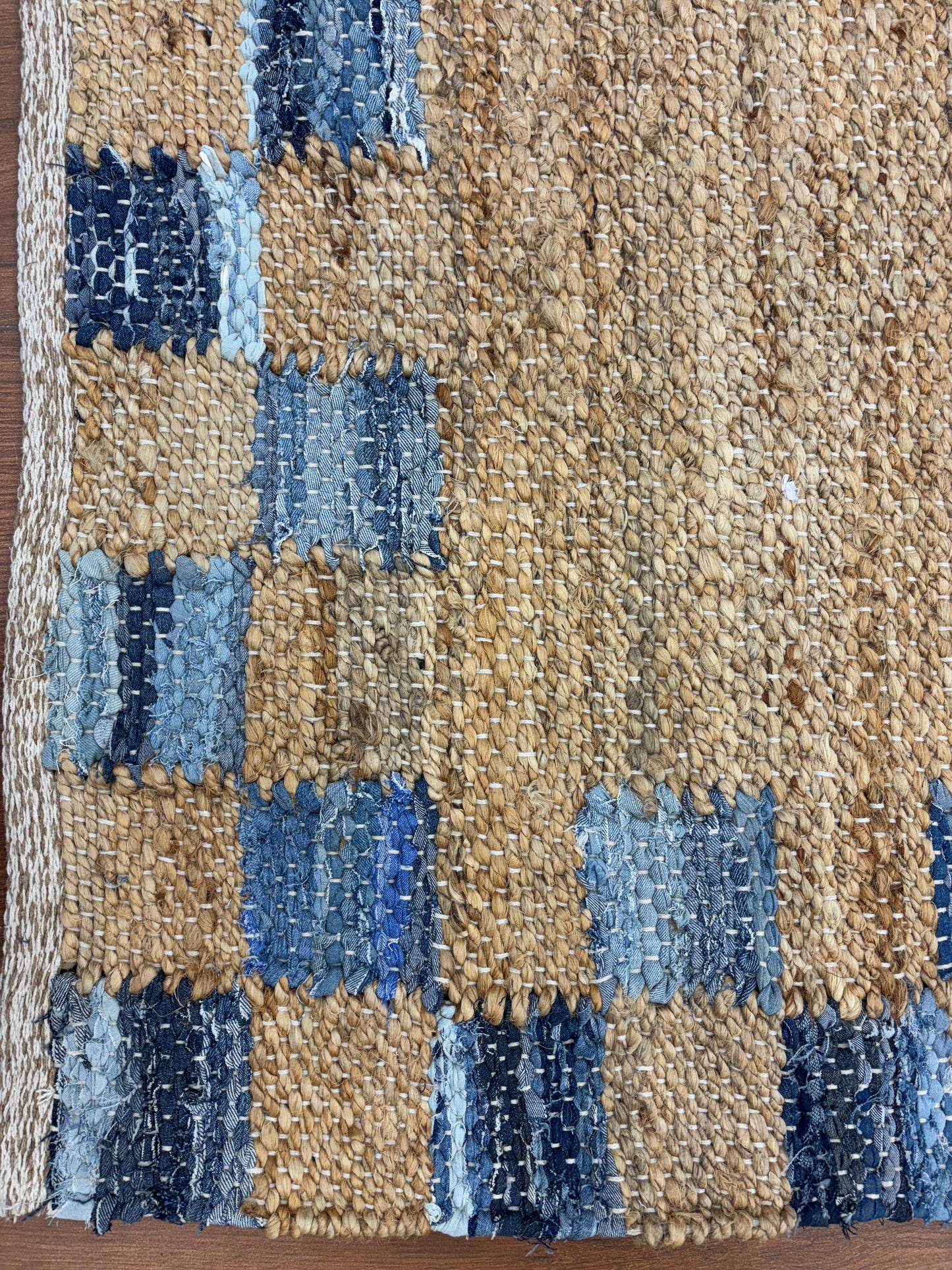 Hand woven Jute Rug- Mangal jute rug 02