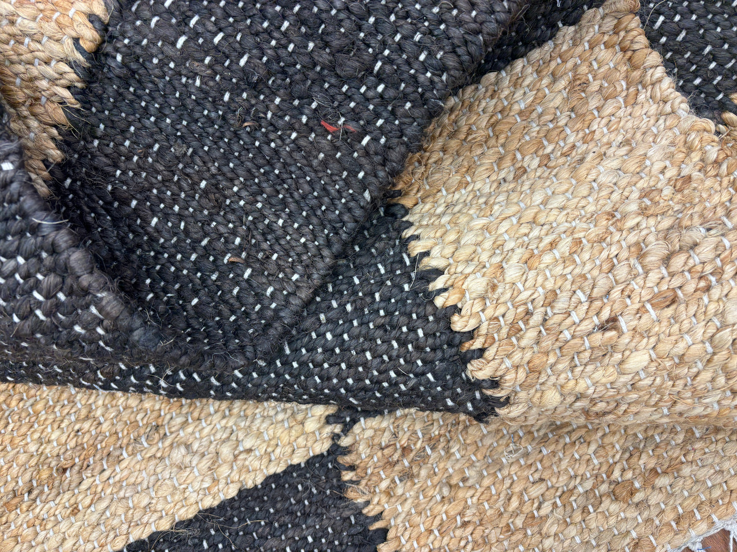 Hand woven Jute Rug- Mangal jute rug  03