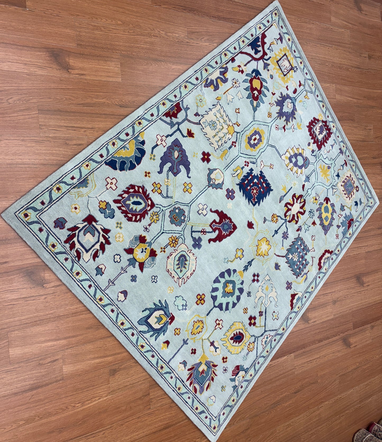 Tufted Woollen Carpet (Mangal tufted 107)