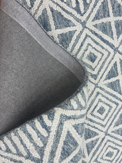 Tufted Woollen Carpet ( Mangal tufted 110 )
