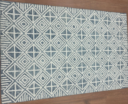 Tufted Woollen Carpet ( Mangal tufted 110 )