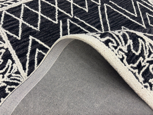 Tufted Woollen Carpet (Mangal tufted 113)