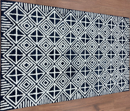 Tufted Woollen Carpet (Mangal Tufted 114)