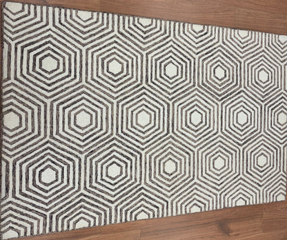 Tufted Woollen Carpet (Mangal tufted 118)