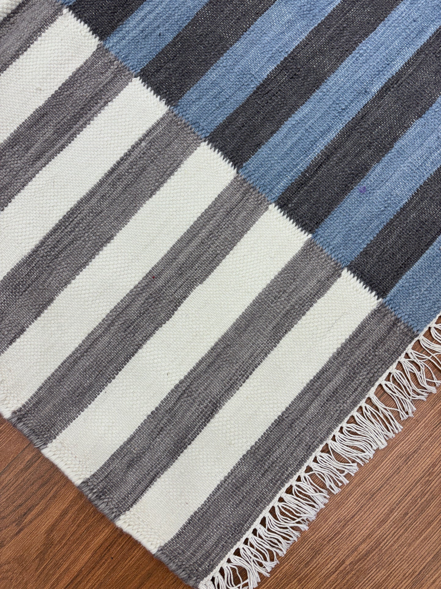Hand made woollen Punja Dhurrie- WPD 03